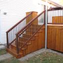 patio-avec-deck-de-piscine-en-epinette-torrefie-a-trois-rivieres-31.JPG