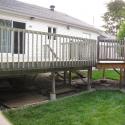 patio-avec-deck-de-piscine-en-epinette-torrefie-a-trois-rivieres-6.JPG