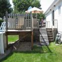 patio-avec-deck-de-piscine-en-epinette-torrefie-a-trois-rivieres-3.JPG